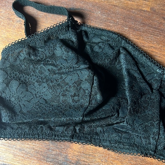 VS Pink black lace wink unlined scoop bralette Large DD lacey stretchy - Picture 7 of 11